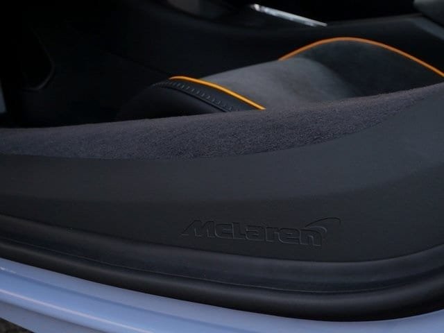 2024 McLaren Artura For Sale (7)