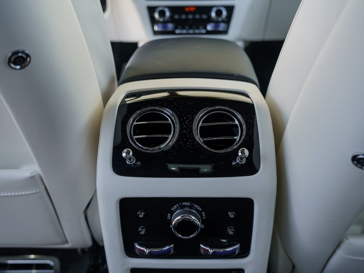 2024 Rolls-Royce Ghost EWB For Sale (29)