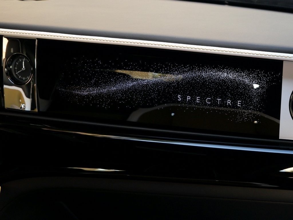 2024 Rolls-Royce Spectre Demonstrator For Sale (18)