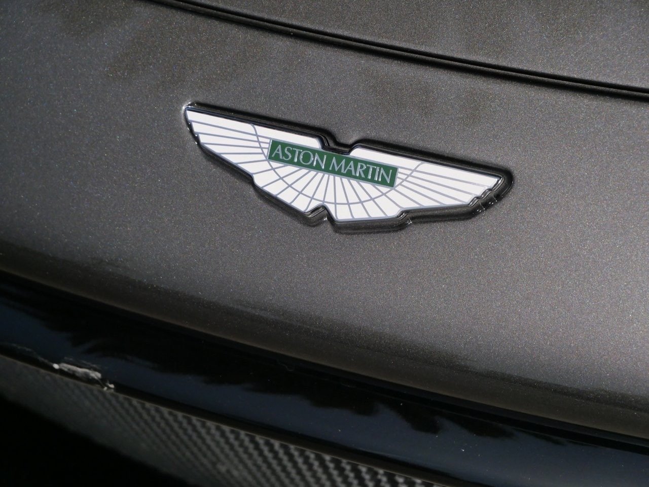 Buy 2020 Aston Martin Vantage Coupe (23)