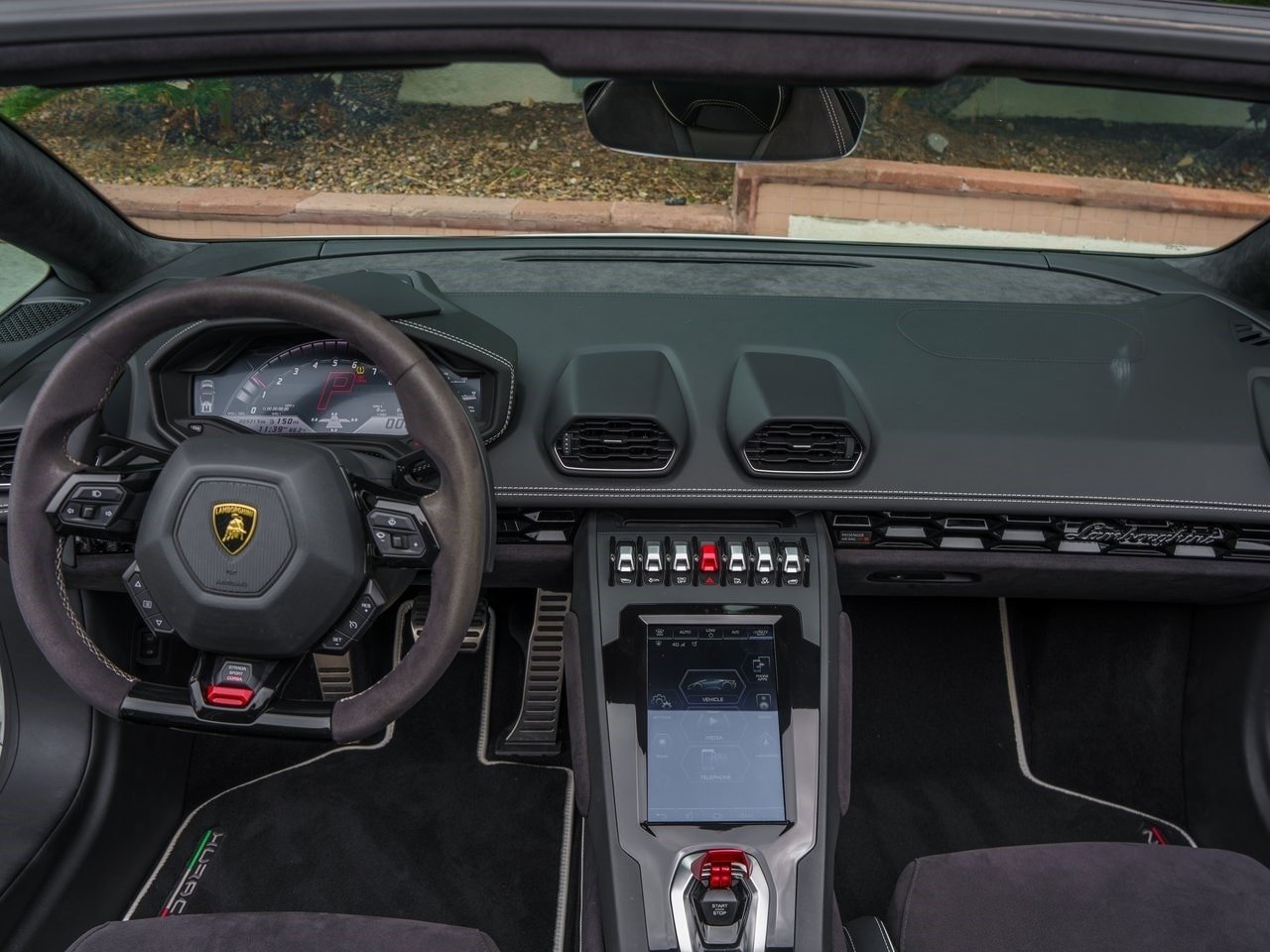 Buy 2020 Lamborghini Huracan EVO Spyder (25)