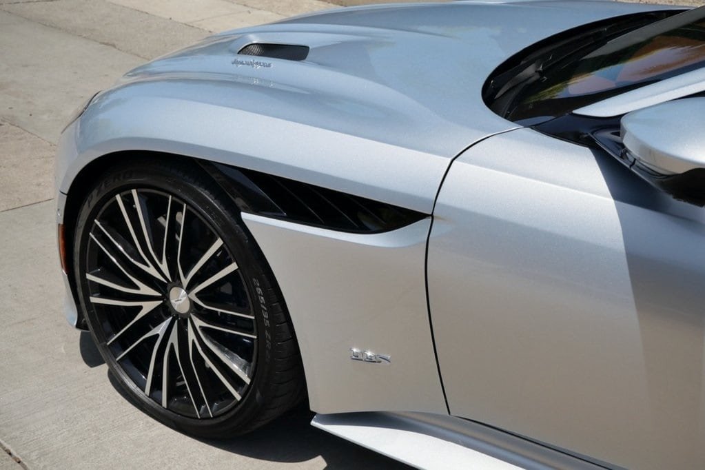 Buy 2021 Aston Martin DBS Superleggera (24)