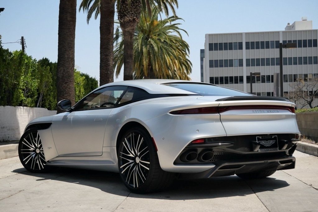 Buy 2021 Aston Martin DBS Superleggera (30)