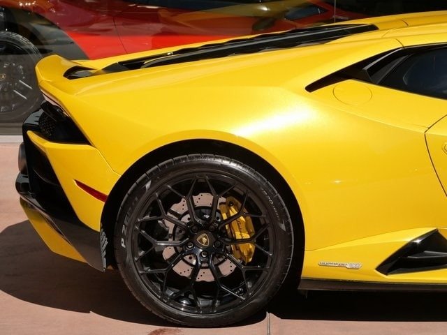 Buy 2021 Lamborghini Huracan EVO (13)