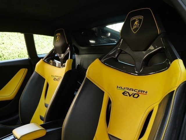 Buy 2021 Lamborghini Huracan EVO (8)