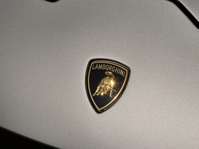 Buy 2021 Lamborghini Huracan EVO – Certified Pre Owned (14)