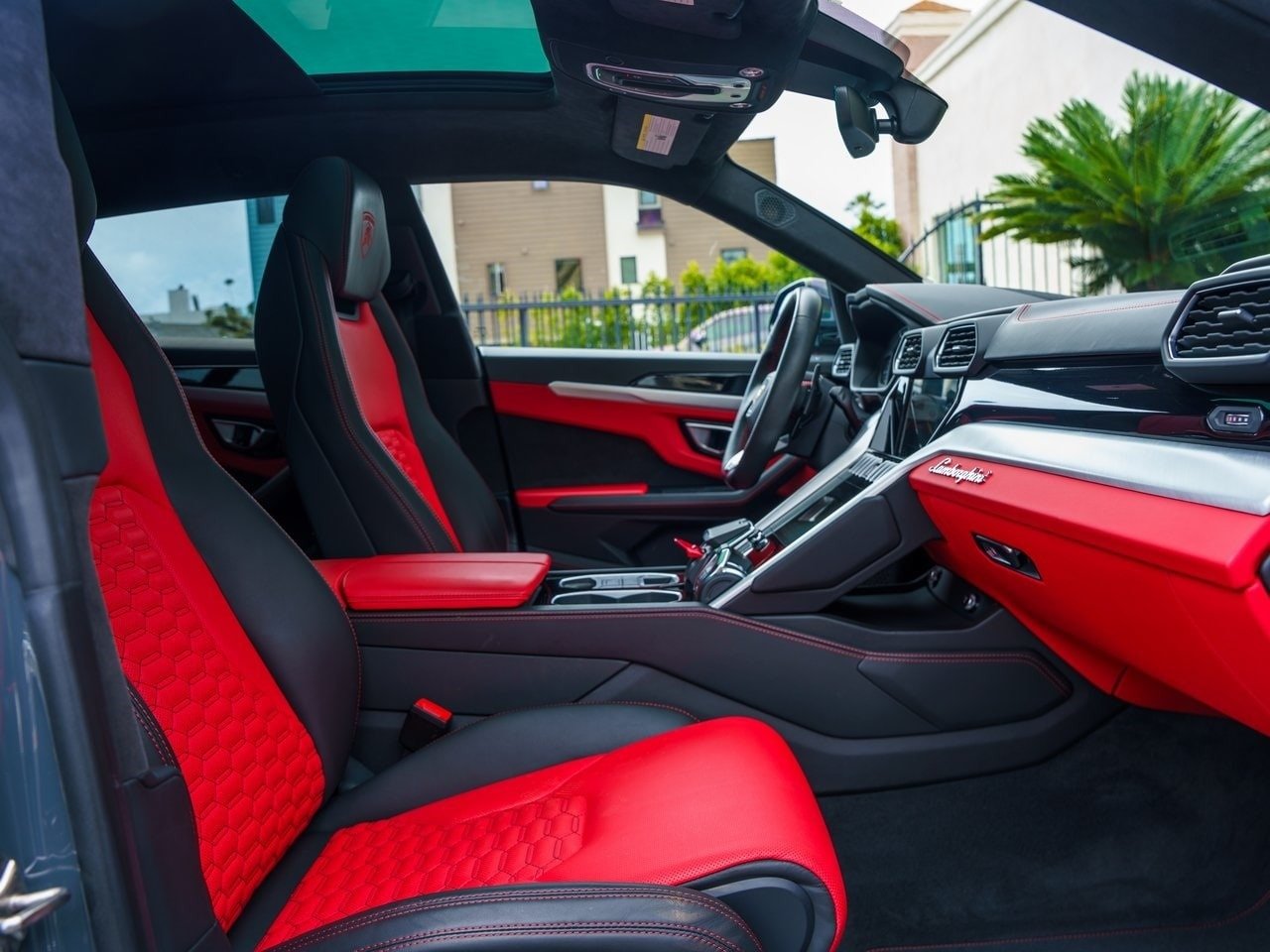Buy 2021 Lamborghini Urus SUV V8 (3)