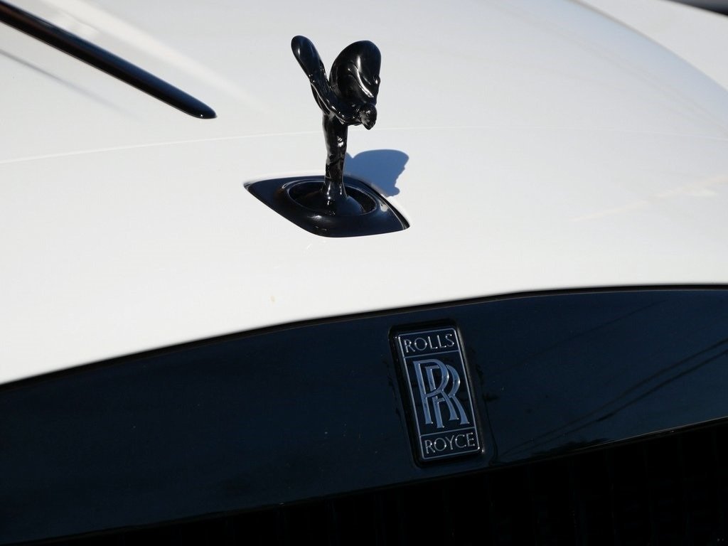 Buy 2021 Rolls-Royce Black Badge Wraith (32)