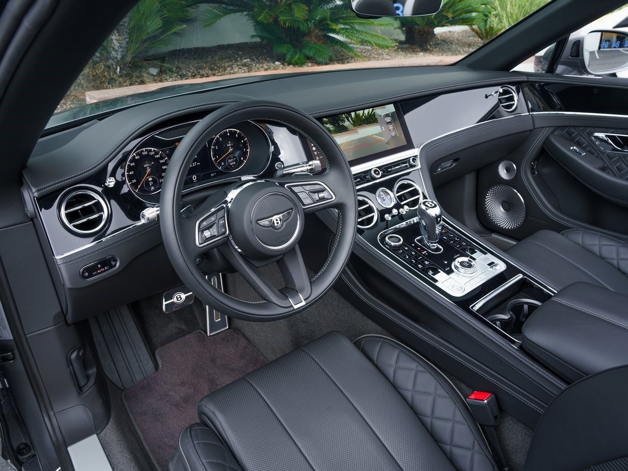 Buy 2022 Bentley GTC V8 Convertible (22)