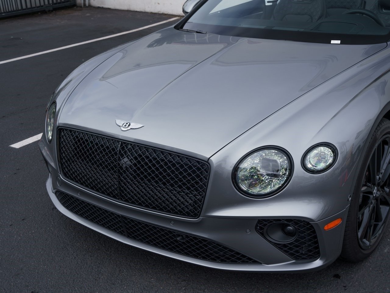 Buy 2022 Bentley GTC V8 Convertible (7)