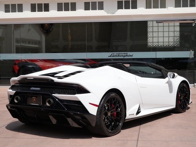 Buy 2022 Lamborghini Huracan EVO (23)