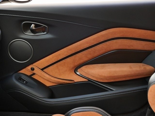 Buy 2023 Aston Martin Vantage Coupe V12 (10)