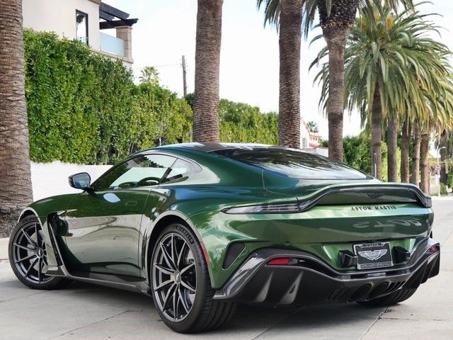 Buy 2023 Aston Martin Vantage Coupe V12 (32)