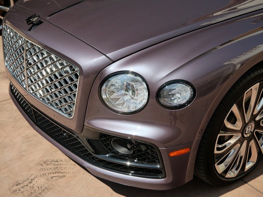 Buy 2023 Bentley Flying Spur Mulliner V8 (29)