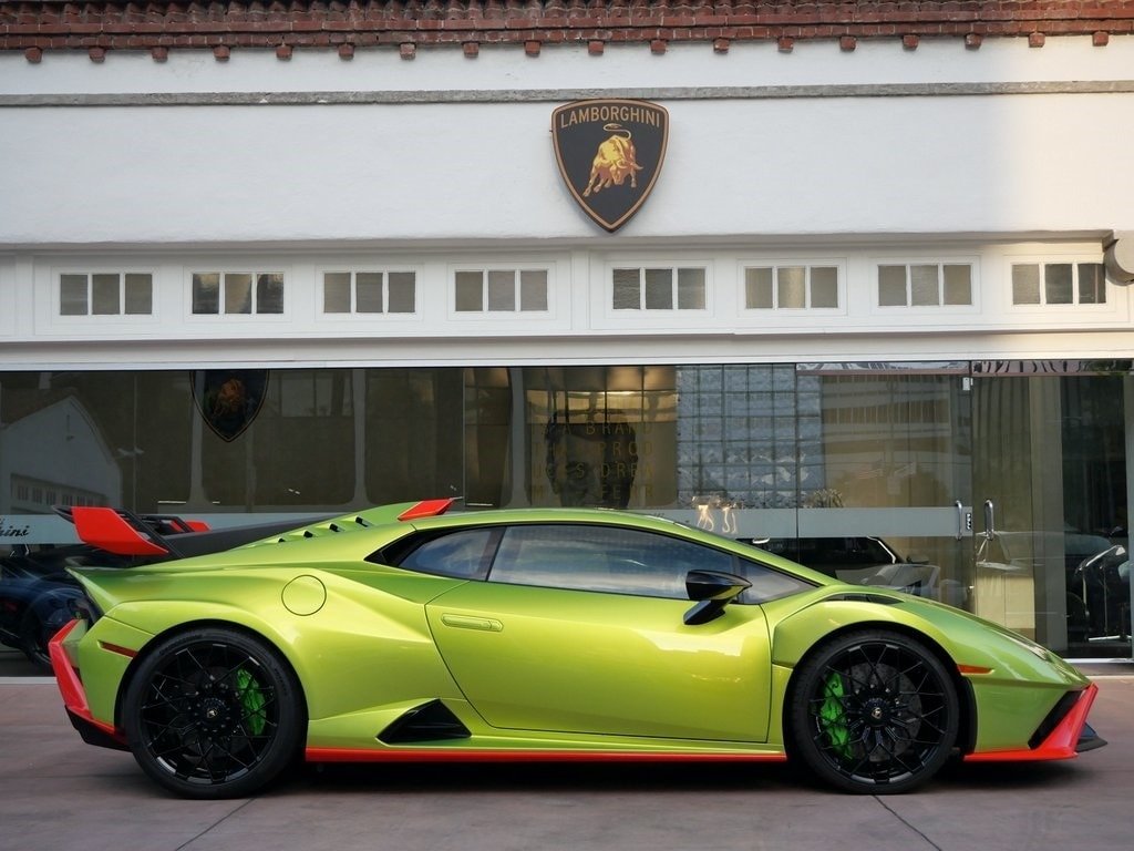 Buy 2023 Lamborghini Huracan STO (11)