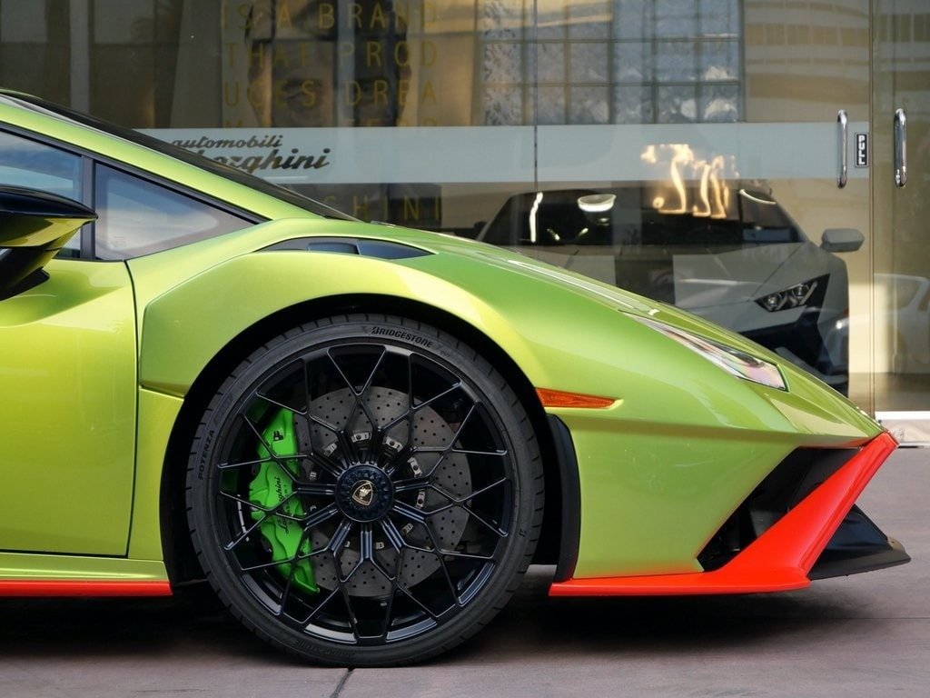 Buy 2023 Lamborghini Huracan STO (4)