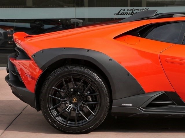 Buy 2023 Lamborghini Huracan Sterrato (4)