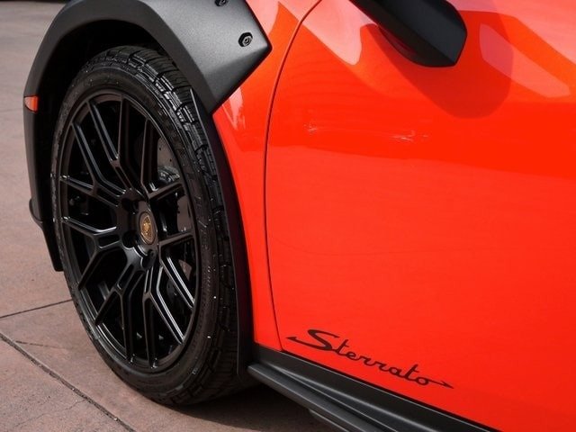 Buy 2023 Lamborghini Huracan Sterrato (7)