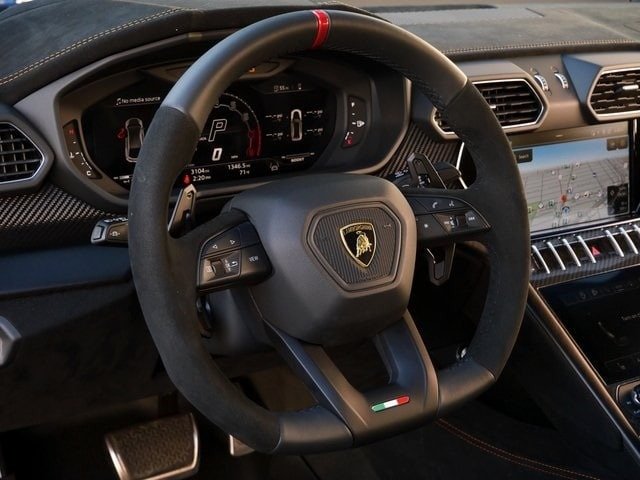 Buy 2023 Lamborghini Urus Performante (15)