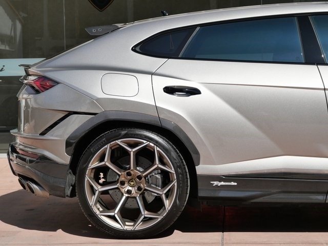 Buy 2023 Lamborghini Urus Performante (21)