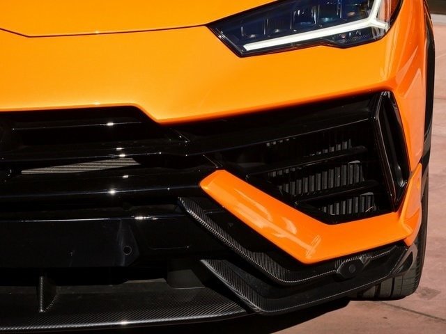 Buy 2023 Lamborghini Urus Performante (24)