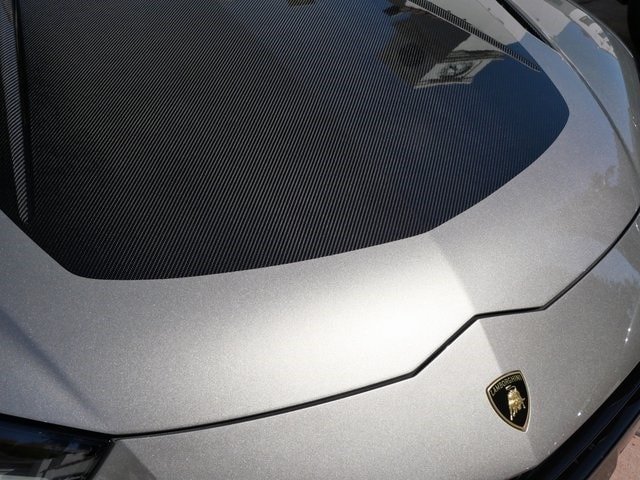 Buy 2023 Lamborghini Urus Performante (27)