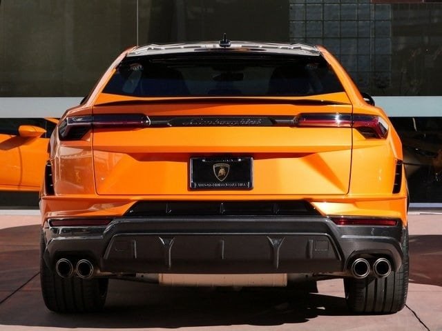 Buy 2023 Lamborghini Urus Performante (37)