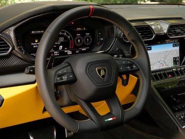 Buy 2023 Lamborghini Urus S (18)