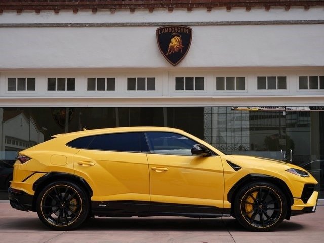 Buy 2023 Lamborghini Urus S (31)