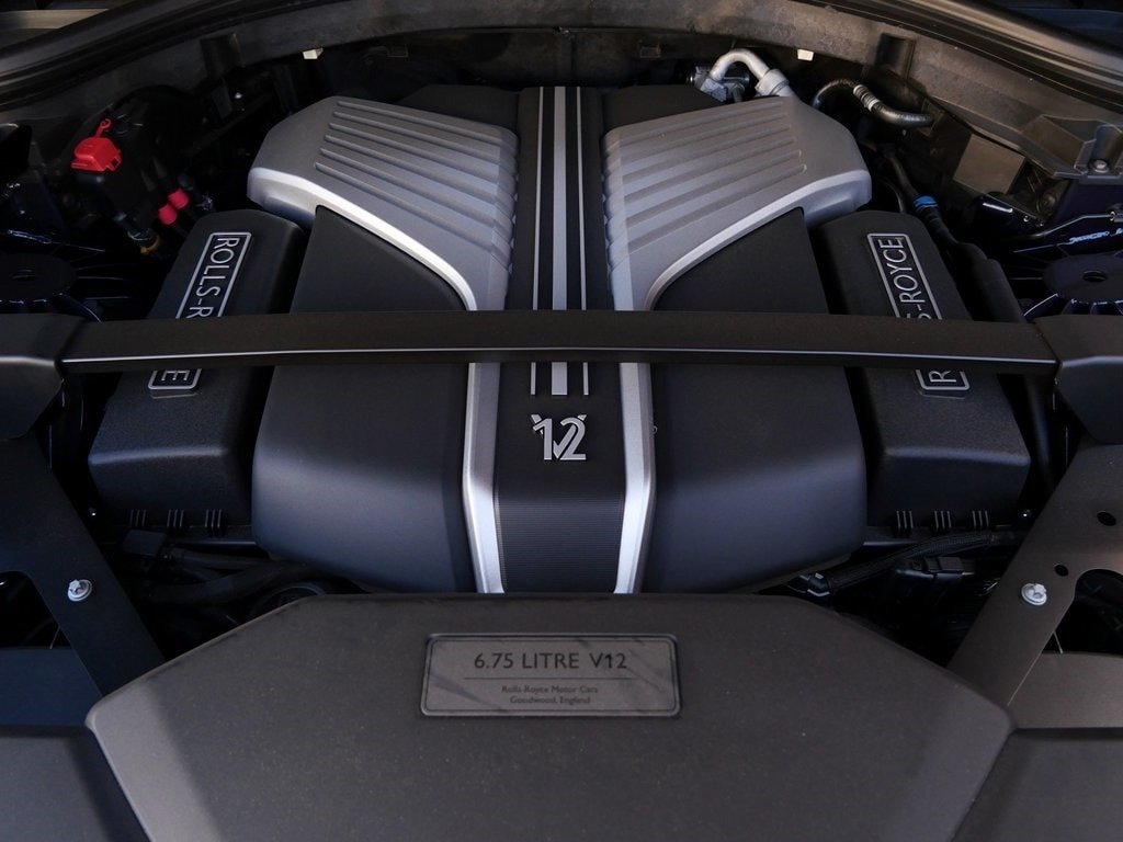 Buy 2023 Rolls-Royce Cullinan (4)