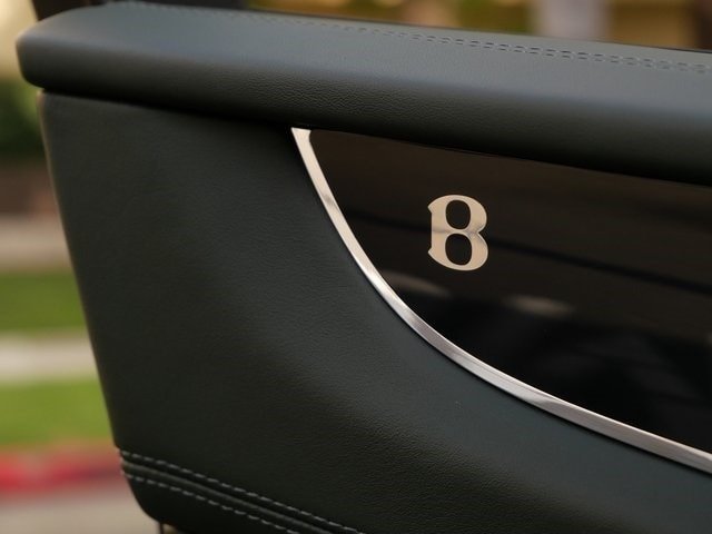 Buy 2024 Bentley Bentayga EWB Mulliner (22)