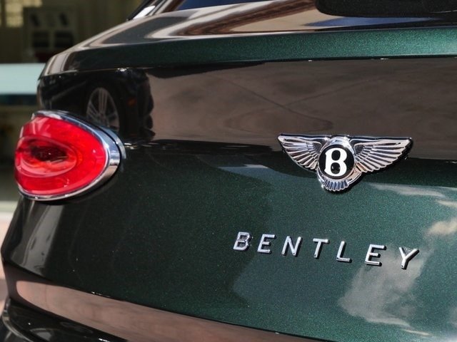 Buy 2024 Bentley Bentayga EWB Mulliner (31)