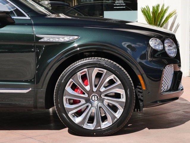 Buy 2024 Bentley Bentayga EWB Mulliner (36)