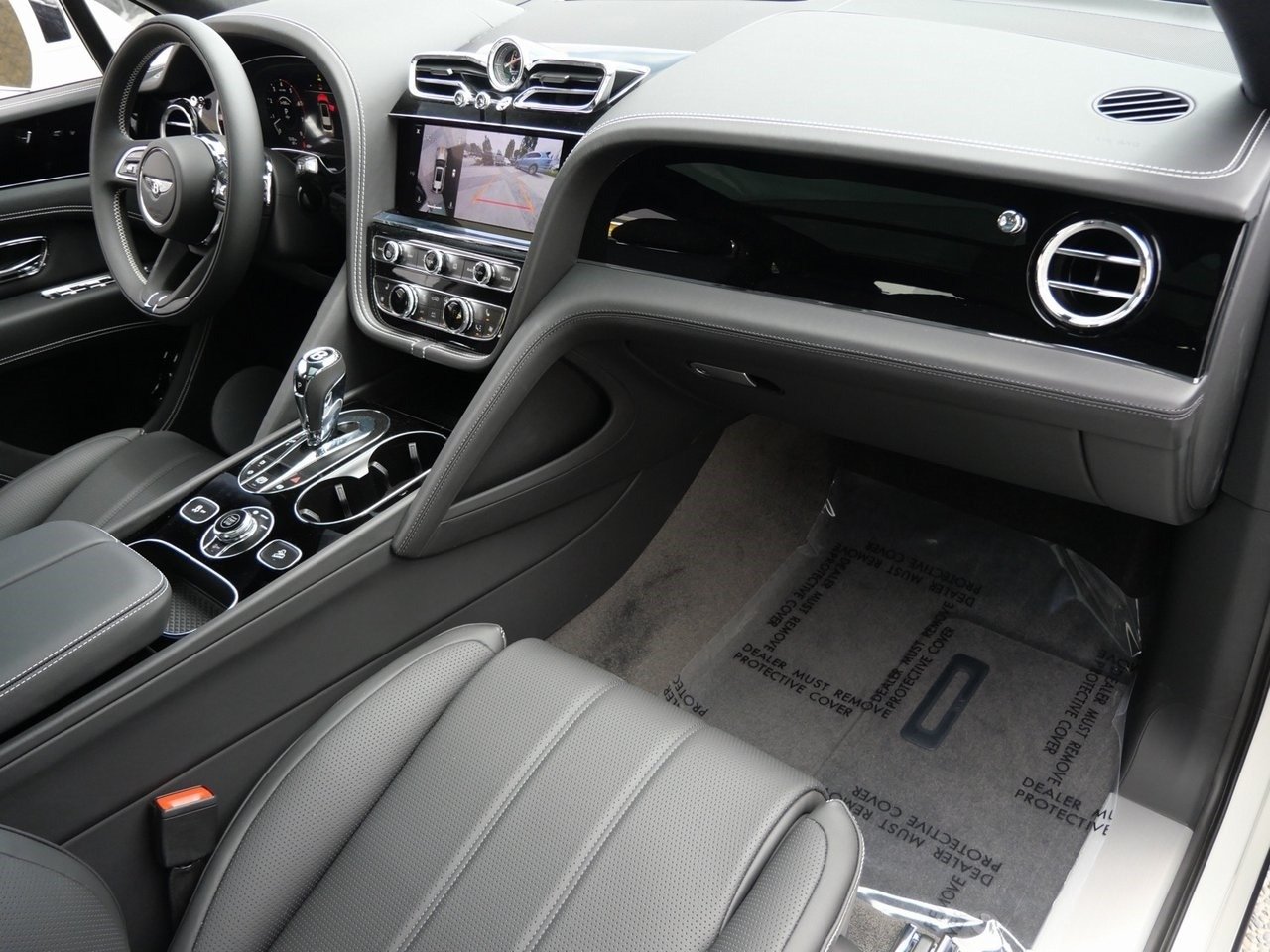 Buy 2024 Bentley Bentayga V8 SUV (25)