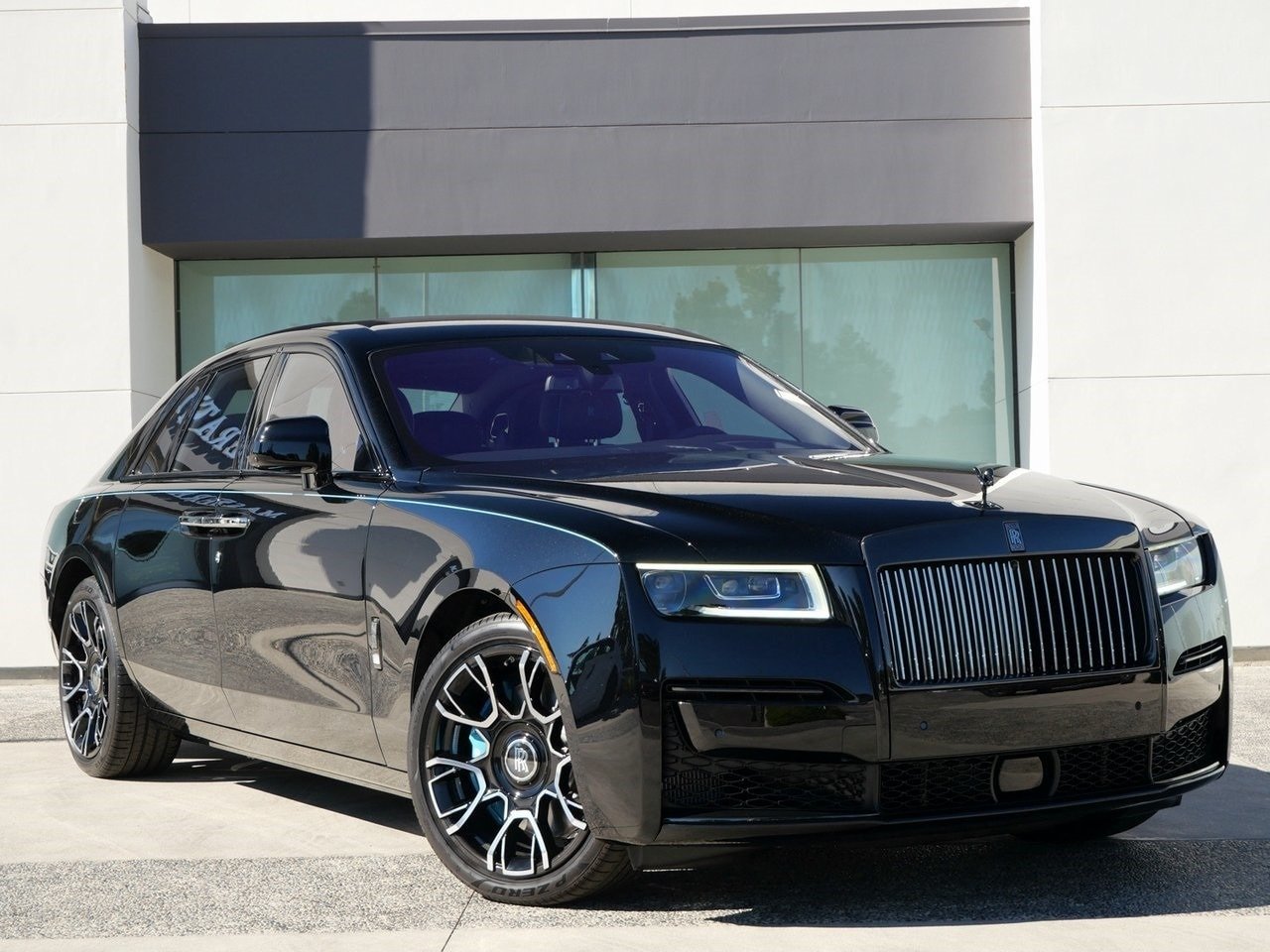 Buy 2024 Rolls-Royce Black Badge Ghost (18)