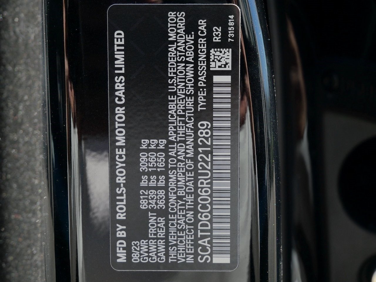 Buy 2024 Rolls-Royce Black Badge Ghost (2)