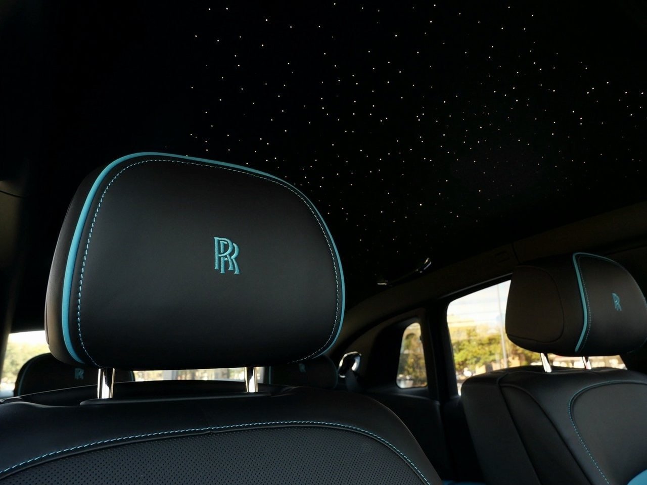 Buy 2024 Rolls-Royce Black Badge Ghost (28)