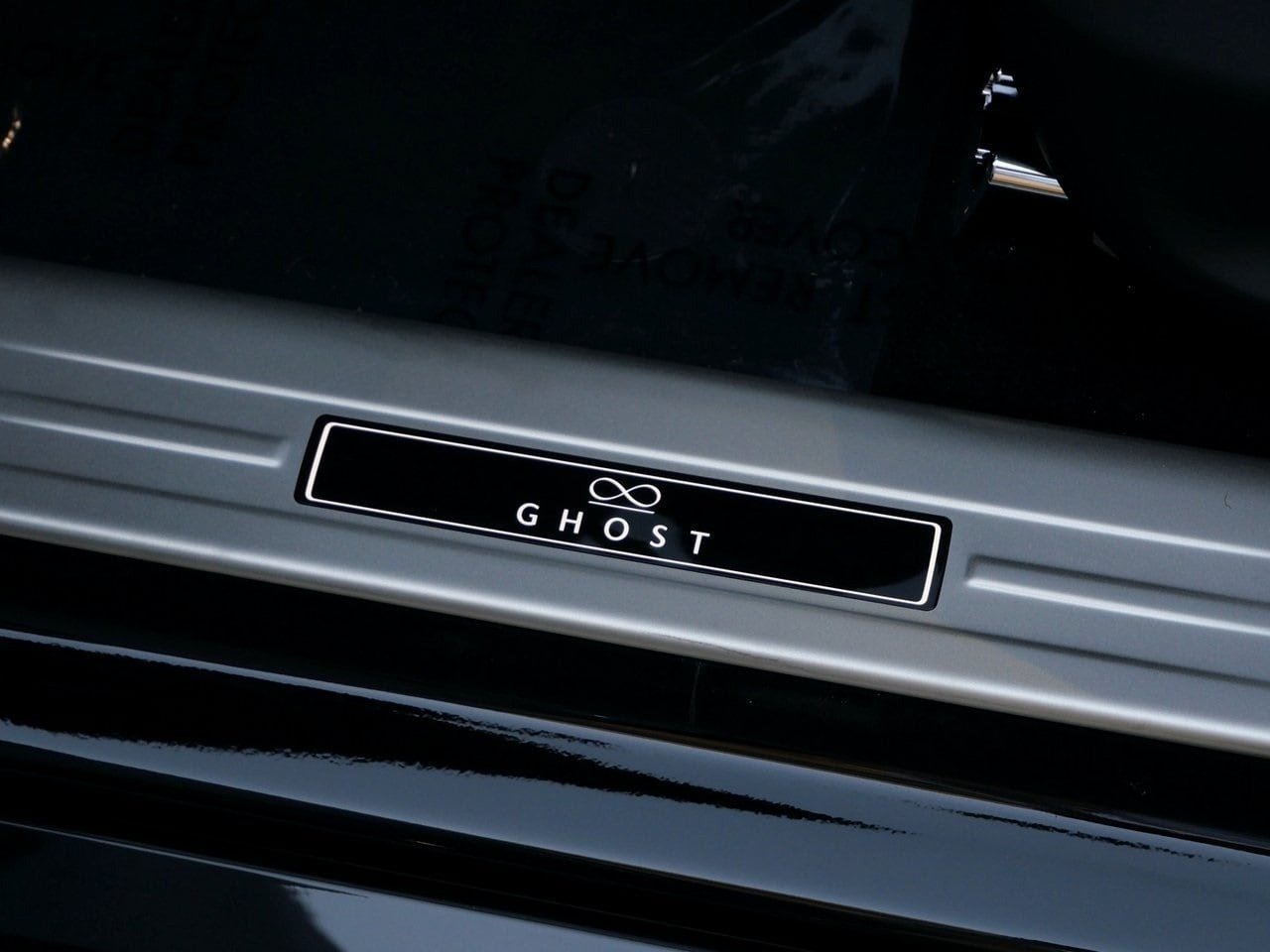 Buy 2024 Rolls-Royce Black Badge Ghost (29)