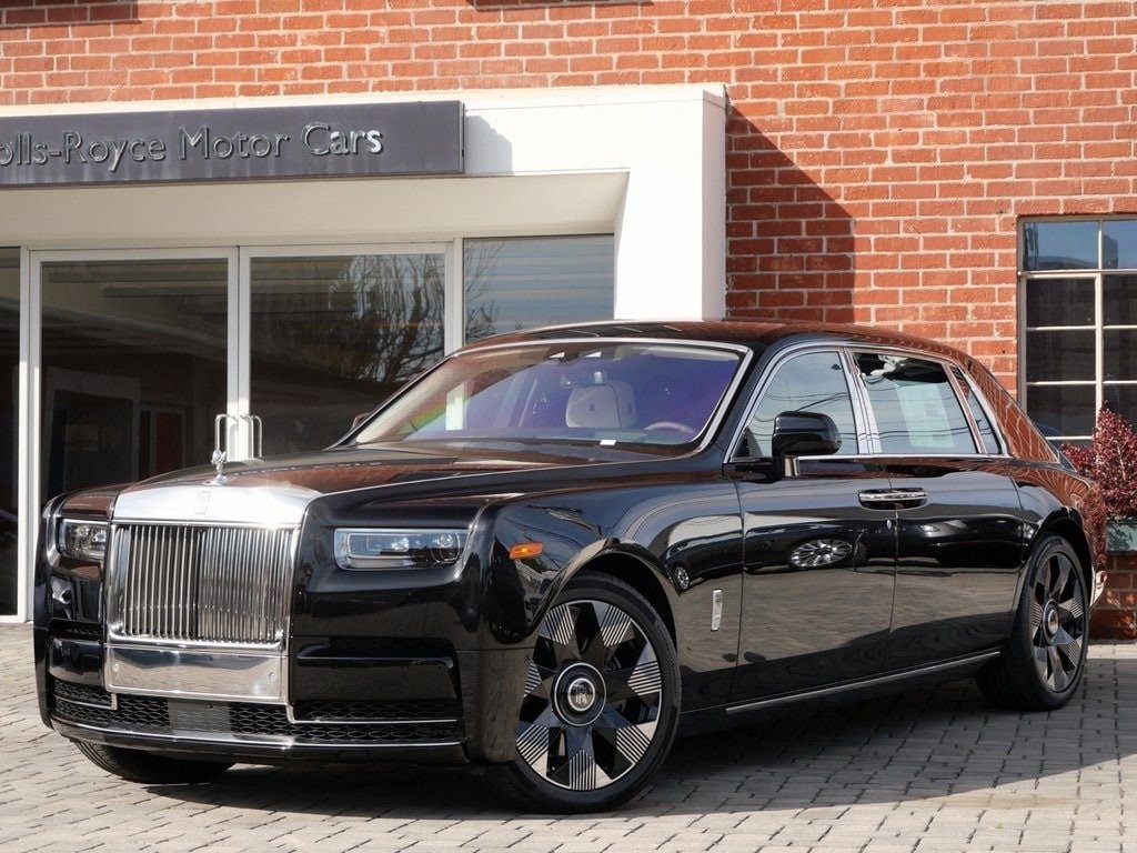 Buy 2024 Rolls-Royce Phantom EWB