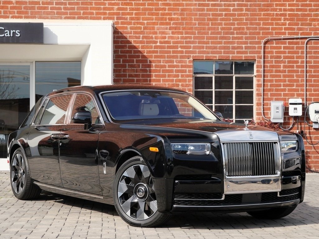 Buy 2024 Rolls-Royce Phantom EWB (27)