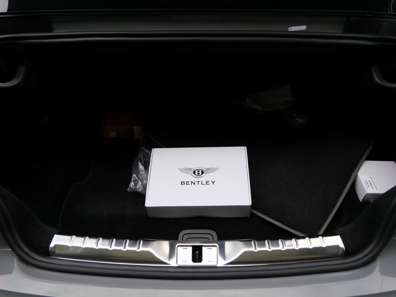 Buy New 2024 Bentley GT Speed Coupe (20)