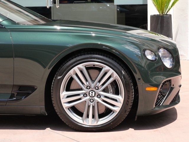Buy New 2024 Bentley GT V8 (22)