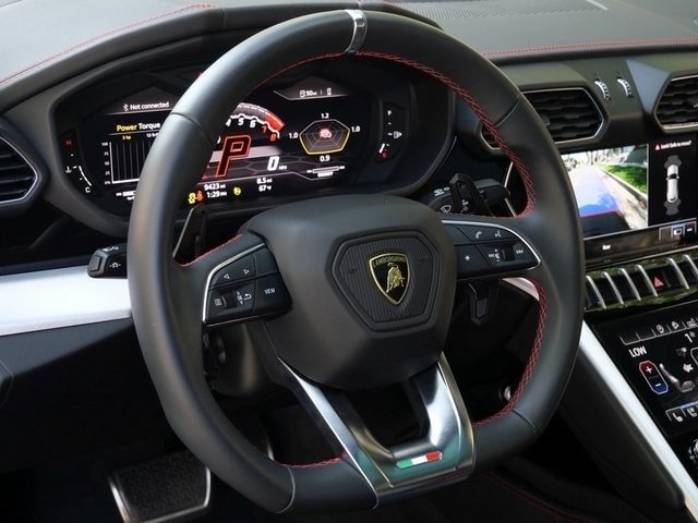 Buy Pre Owned 2021 Lamborghini Urus (15)