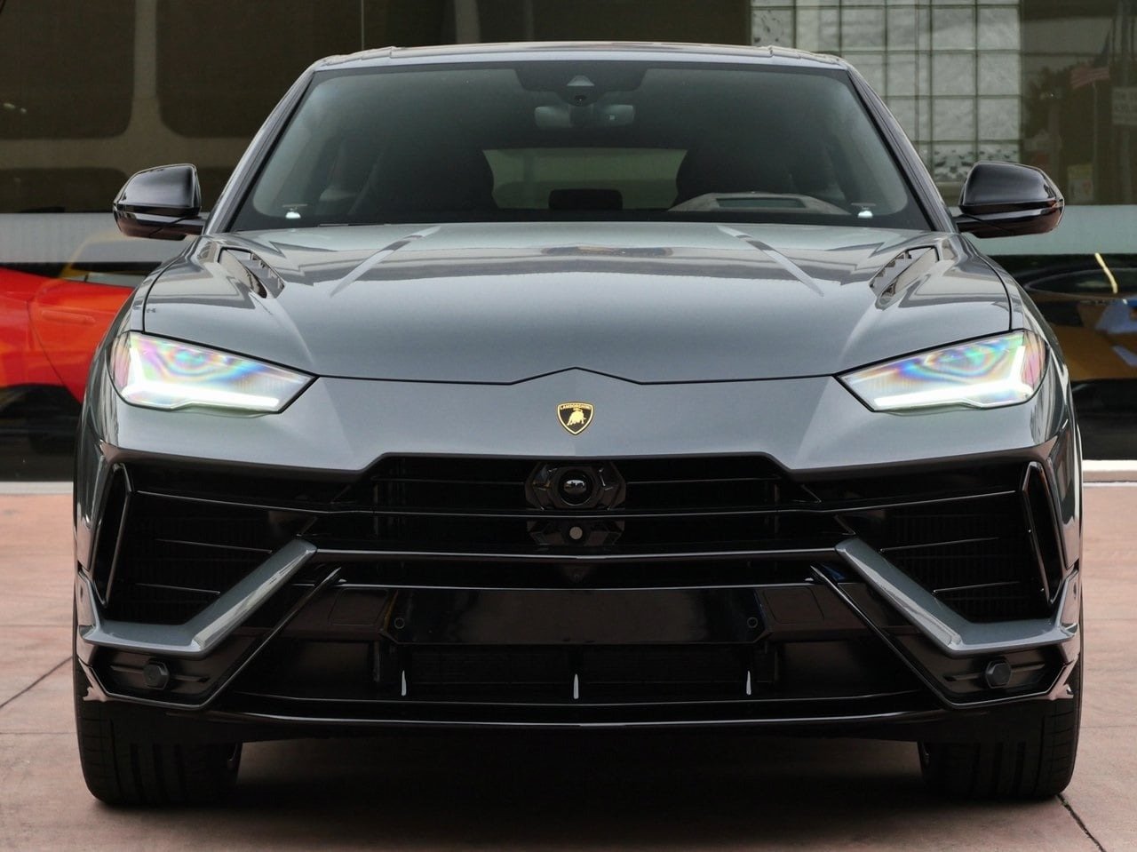 Buy Pre Owned 2024 Lamborghini Urus S (27)