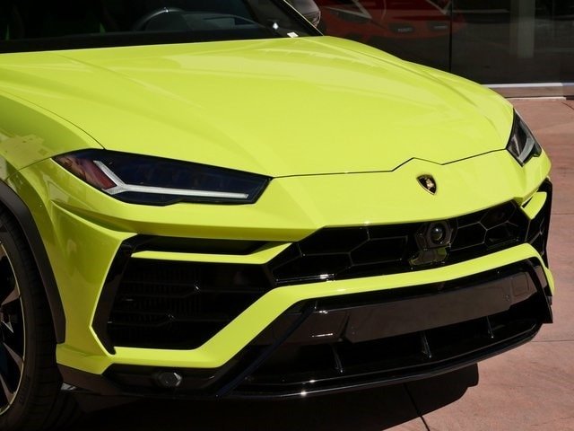 Buy Used 2022 Lamborghini Urus (25)