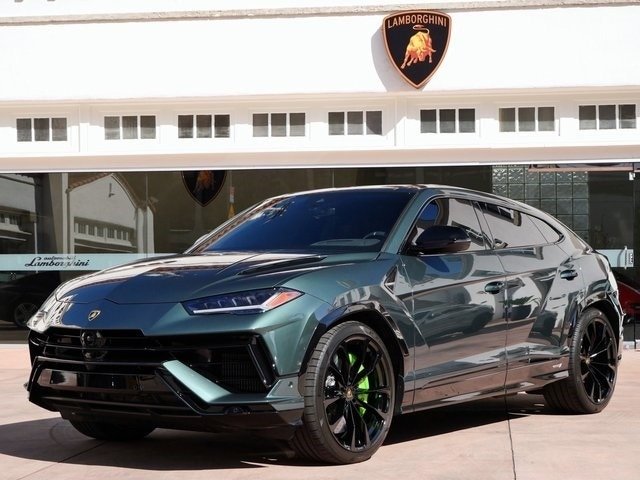 Buy used 2023 Lamborghini Urus S (28)