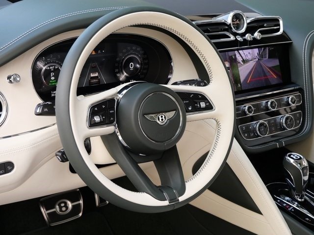 New 2024 Bentley Bentayga Azure Hybrid (17)