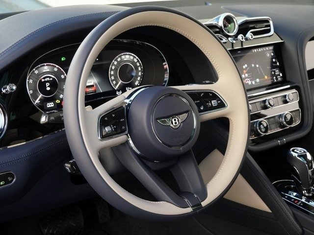 New 2024 Bentley Bentayga V8 For Sale (14)