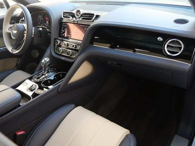 New 2024 Bentley Bentayga V8 For Sale (25)