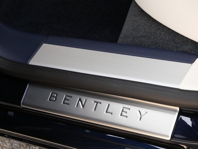 New 2024 Bentley Flying Spur Hybrid (11)